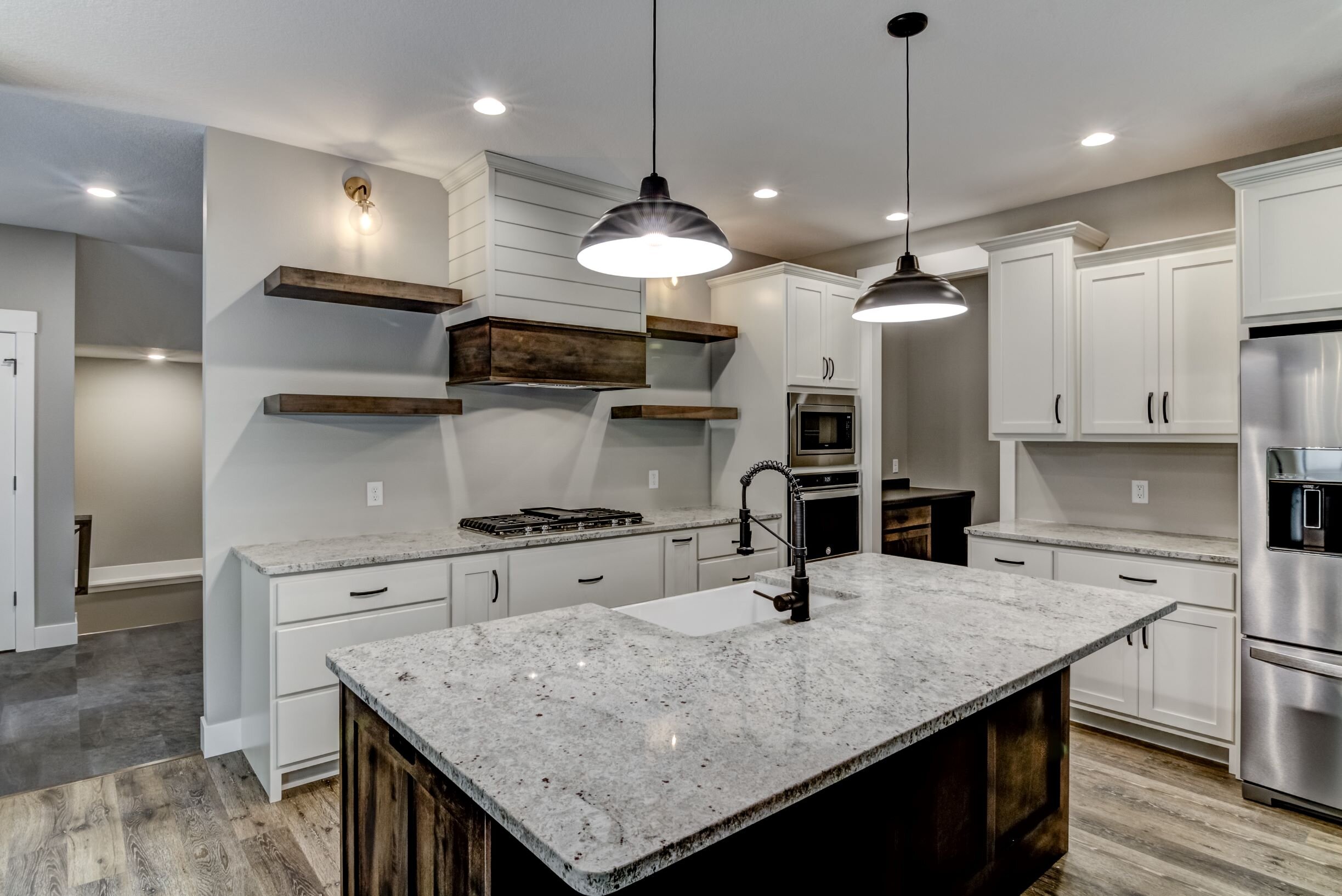 custom kitchen 2.jpg