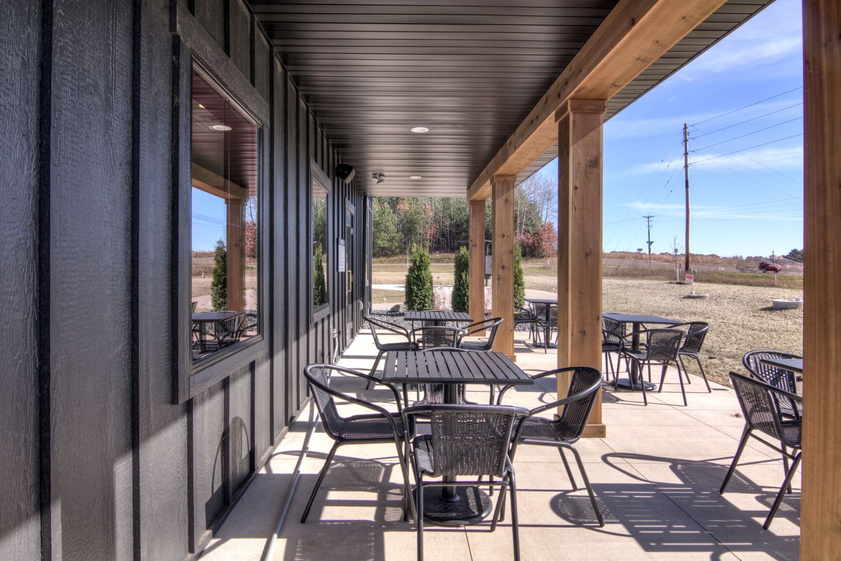70-20 - Exterior-15.jpg