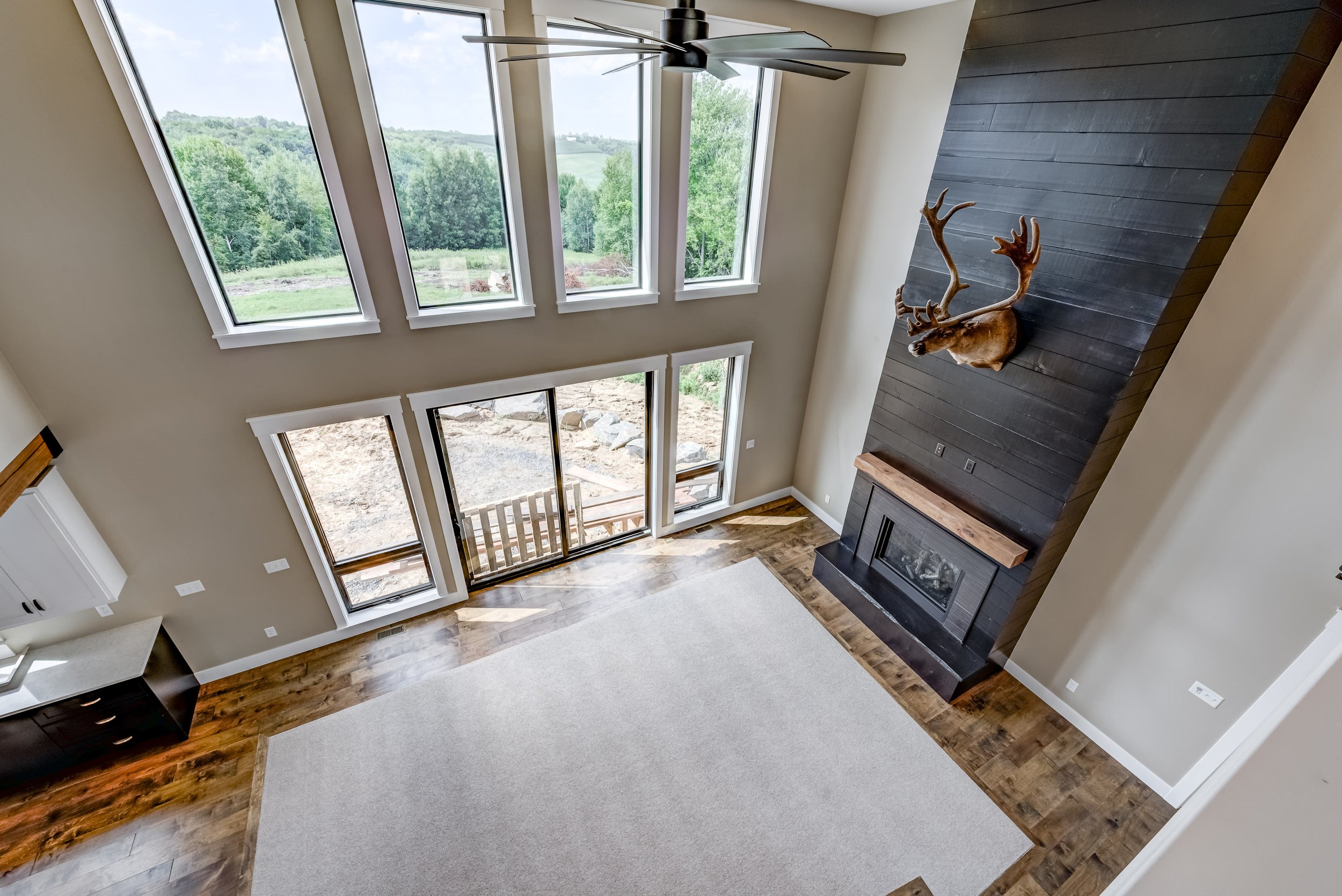 5-02-Living-Room-11.jpg